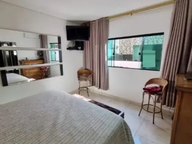 Imagem 5: Casa em Ponta Negra com 3 Quartos e 2 Banheiros Ry0010.