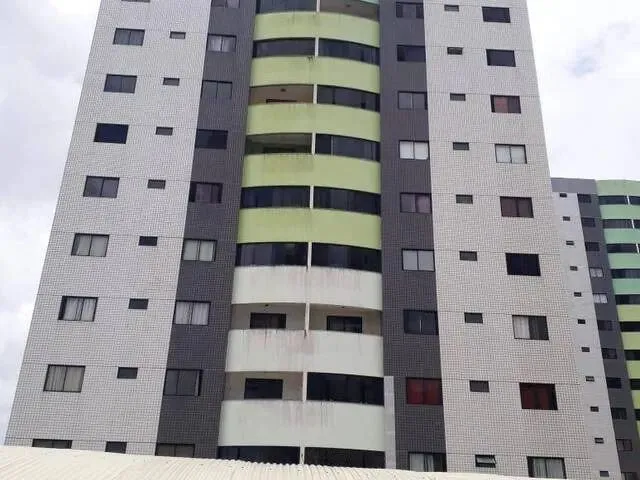 Imagem: Vendo Apto em Candelária, Res Golden Tower