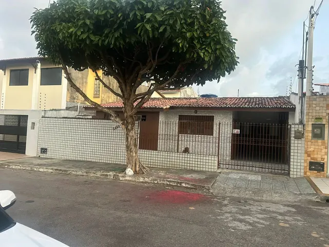 Imagem: Vende-Se Casa no Bairro de Candelária