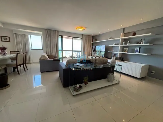 Imagem: Apartamento com 3 Suítes À Venda, 150