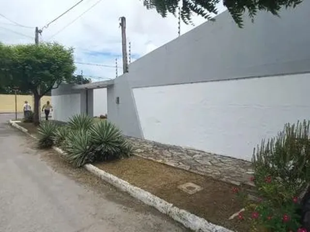 Imagem: Casa em Capim Macio Próxima Ao Sal e Brasa
