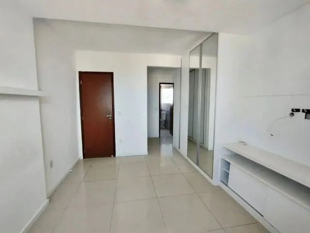 Imagem 3: Apartamento com 3 Dormitórios À Venda, 176 M² por R$ 600.000,00 - Petrópolis