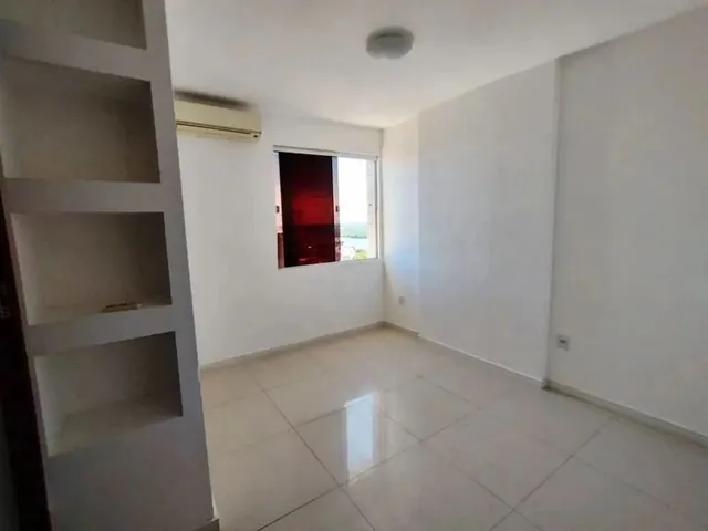 Imagem 5: Apartamento com 3 Dormitórios À Venda, 176 M² por R$ 600.000,00 - Petrópolis