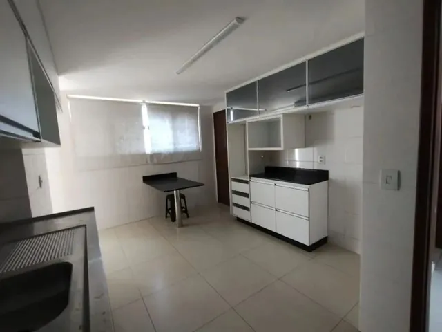Imagem 12: Apartamento com 3 Dormitórios À Venda, 176 M² por R$ 600.000,00 - Petrópolis