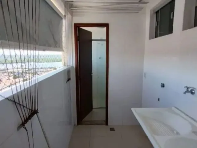 Imagem 6: Apartamento com 3 Dormitórios À Venda, 176 M² por R$ 600.000,00 - Petrópolis