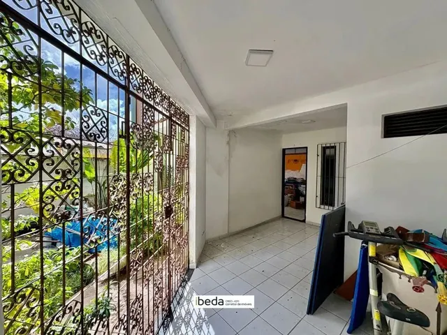 Imagem 2: Ibeda - Casa a Venda em Lagoa Nova. Sal 3 Suítes + 2 Quartos Con:260M² T: 360M²