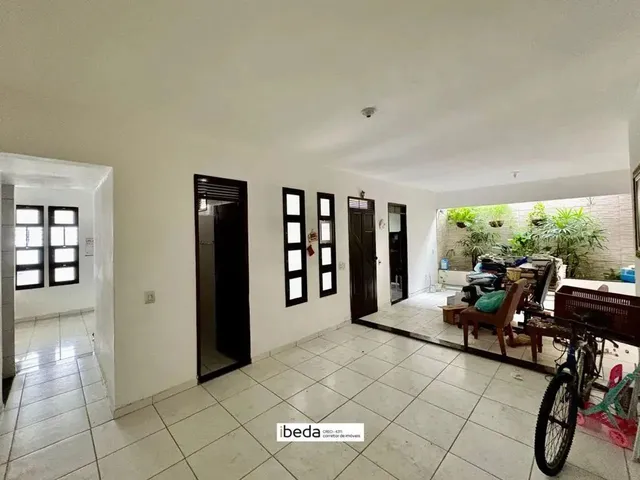 Imagem 3: Ibeda - Casa a Venda em Lagoa Nova. Sal 3 Suítes + 2 Quartos Con:260M² T: 360M²