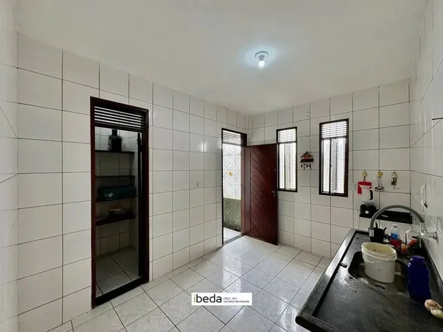 Imagem 10: Ibeda - Casa a Venda em Lagoa Nova. Sal 3 Suítes + 2 Quartos Con:260M² T: 360M²