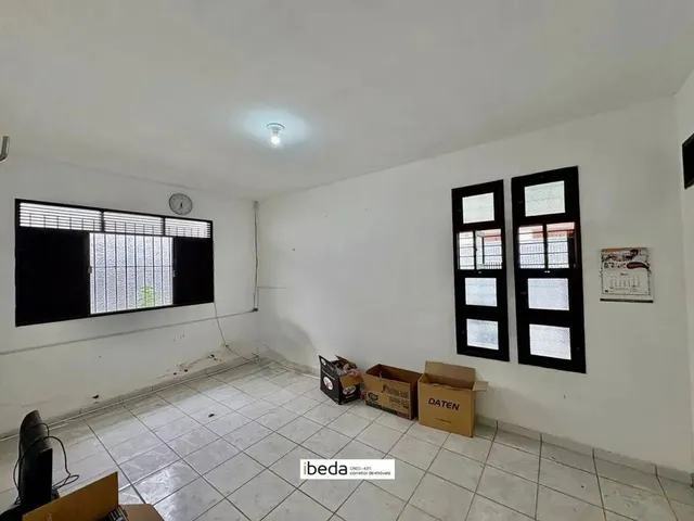 Imagem 12: Ibeda - Casa a Venda em Lagoa Nova. Sal 3 Suítes + 2 Quartos Con:260M² T: 360M²