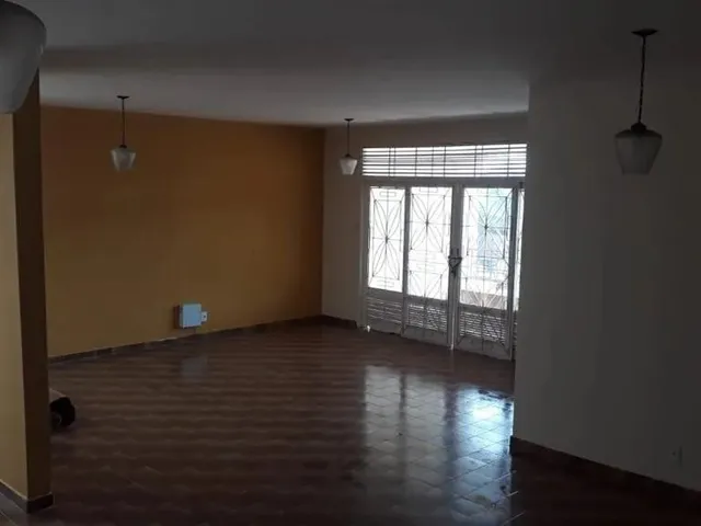 Imagem: Excelente Casa com 4 Quartos Sendo 3 Suítes