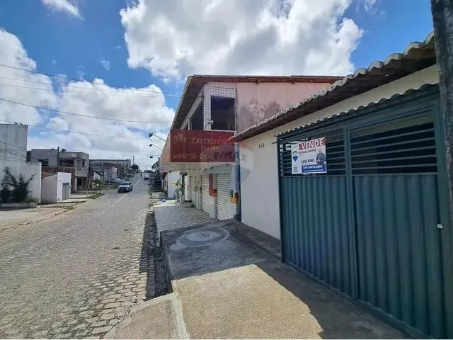 Imagem 3: Casa no Pajuçara com Tres Quartos, Garagem e Suite