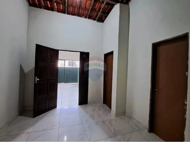 Imagem 5: Casa no Pajuçara com Tres Quartos, Garagem e Suite