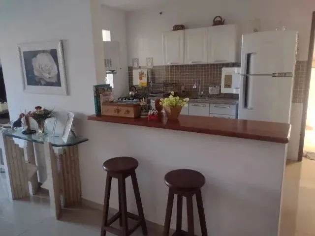 Imagem: A casa possui 2 Dormitórios, 2 Banheiros, 1 Vaga na
