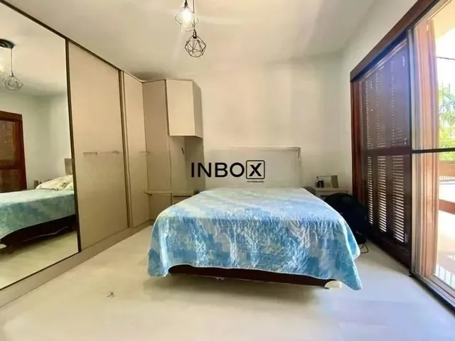 Imagem 12: Casa com 233M² e 4 Dormitórios no Bairro Menino Deus em Porto Alegre para Comprar Ou