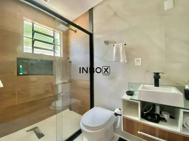 Imagem 15: Casa com 233M² e 4 Dormitórios no Bairro Menino Deus em Porto Alegre para Comprar Ou