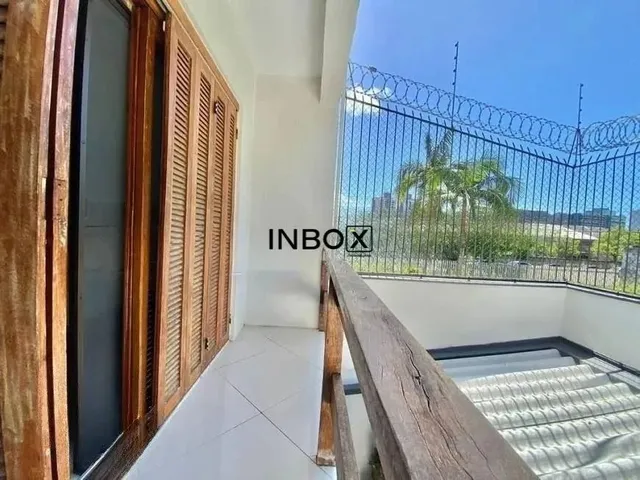 Imagem 5: Casa com 233M² e 4 Dormitórios no Bairro Menino Deus em Porto Alegre para Comprar Ou
