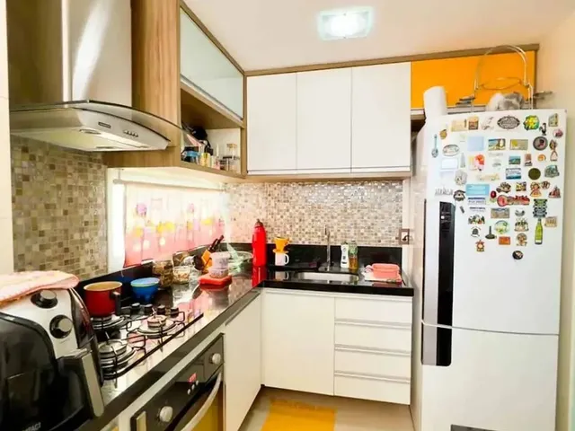 Imagem 6: Apartamento Reformado em Candelária com 03 Quartos Sendo 01 Suíte