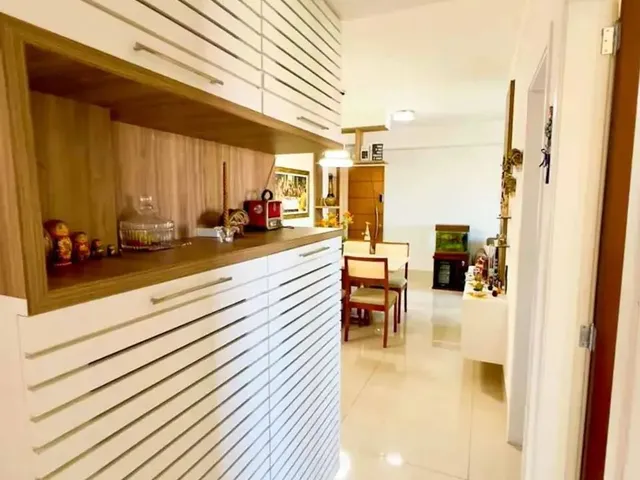 Imagem 10: Apartamento Reformado em Candelária com 03 Quartos Sendo 01 Suíte