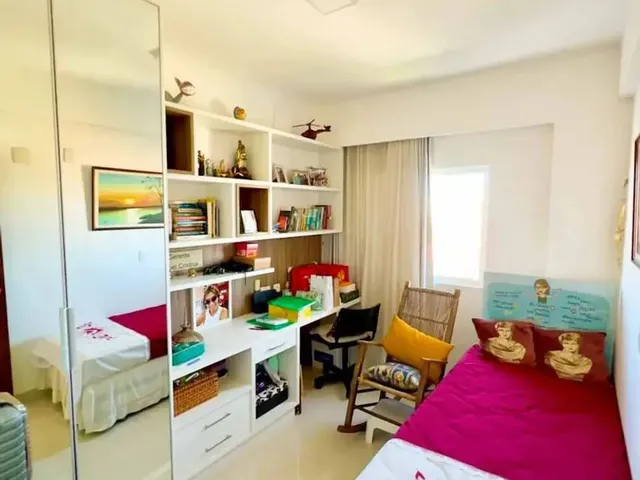 Imagem 7: Apartamento Reformado em Candelária com 03 Quartos Sendo 01 Suíte
