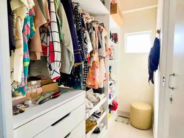 Imagem 15: Apartamento Reformado em Candelária com 03 Quartos Sendo 01 Suíte