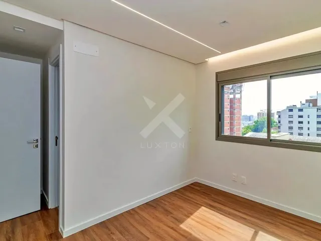 Imagem 9: Apartamento Sem Mobiliado de 116M2 com 3 Suítes e 2 Vagas no Bairro Rio Branco!