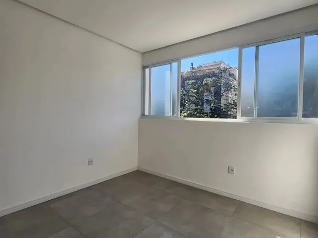 Imagem 14: Apartamento para Aluguel Tem 54 Metros Quadrados com 2 Quartos em Rio Branco - Porto Alegr