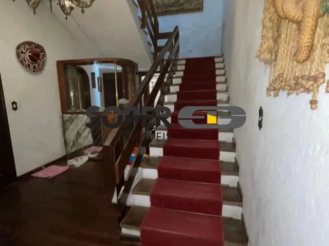 Imagem 8: Casa Imóvel para Aluguel com 580 Metros Quadrados com 4 Quartos em Menino Deus - Porto