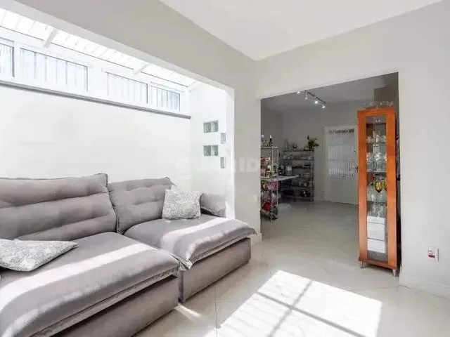 Imagem 15: Casa Residencial/Sobrado para Aluguel, 4 Quartos, 2 Suítes, 3 Vagas de Garagem, Menino