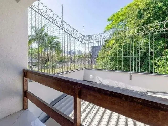 Imagem 9: Casa Residencial/Sobrado para Aluguel, 4 Quartos, 2 Suítes, 3 Vagas de Garagem, Menino
