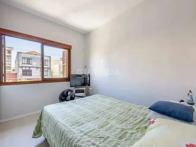 Imagem 3: Casa Residencial/Sobrado para Aluguel, 4 Quartos, 2 Suítes, 3 Vagas de Garagem, Menino