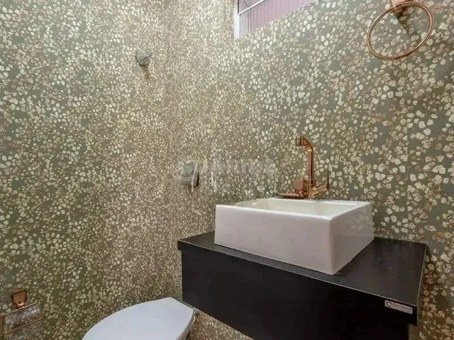 Imagem 7: Casa Residencial/Sobrado para Aluguel, 4 Quartos, 2 Suítes, 3 Vagas de Garagem, Menino