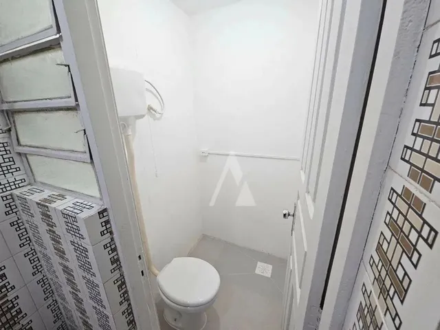 Imagem 5: Apartamento com 2 Dormitórios para Alugar por R$ 1.817,61/Mês - Menino Deus - Porto