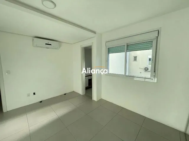 Imagem 11: Apartamento Duplex Mobiliado para Aluguel com 2 Dormitórios Suítes, Churrasqueira E