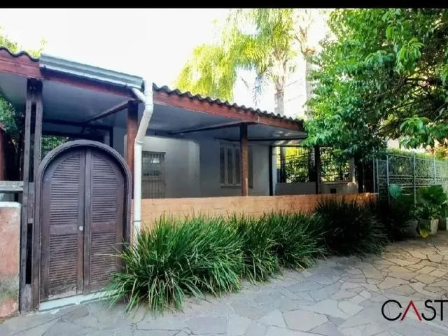 Imagem: Casa no Menino Deus com Restaurante Instalado