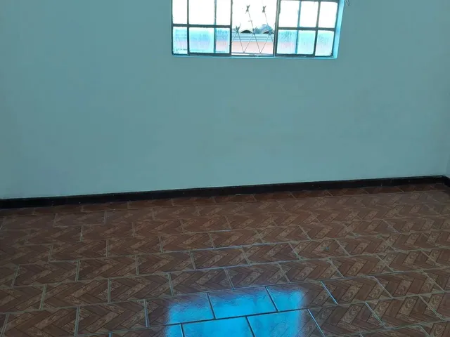 Imagem 1: Aluga Se Casa de 2 Quartos Copa Conjulgada com Sala Cozinha Grande Um Banheiro