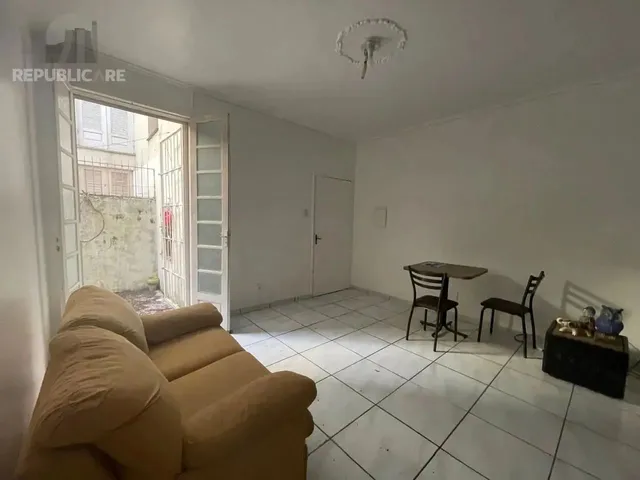 Imagem 12: Apartamento para Alugar com 2 Dormitórios em Azenha e Área de 61 M²