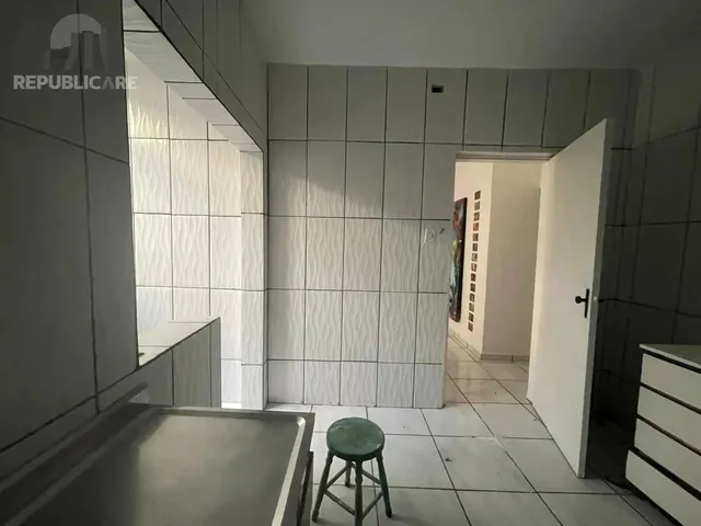 Imagem 11: Apartamento para Alugar com 2 Dormitórios em Azenha e Área de 61 M²