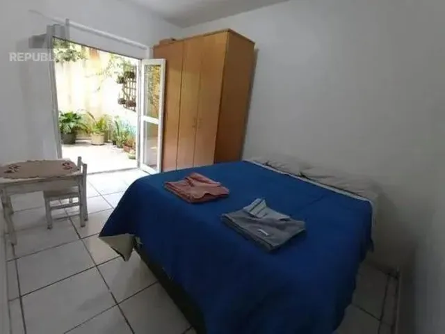 Imagem 9: Apartamento para Alugar com 2 Dormitórios em Azenha e Área de 61 M²