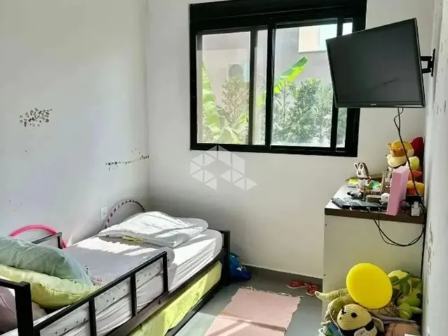 Imagem 9: Sobrado À Venda no Rio Tavares - Florianópolis/Sc - 3 Dormitórios, Suíte e Terraço