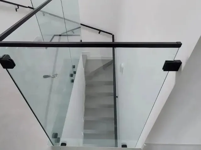 Imagem 2: Casa com 3 Suítes, 146M² À Venda no Morro das Pedras