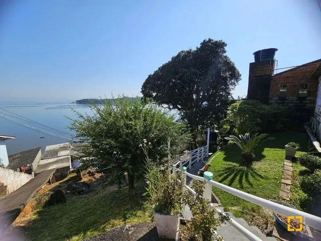 Imagem: Casa em Ribeirão da Ilha