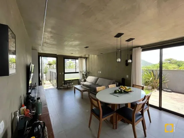 Imagem: Casa com 3 Dormitórios Sendo 1 Suíte no