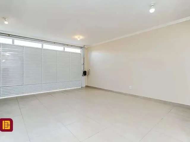 Imagem 16: Casa À Venda com 363 M² de Área Privativa no Morro das Pedras em Florianópolis Sc