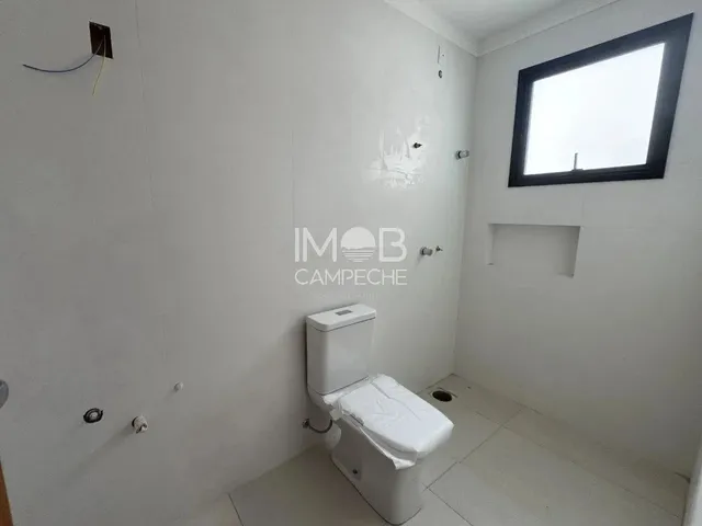 Imagem 4: Casa Individual com 4 Dormitórios (1Suíte) 148M² de Área Privativa - Campeche