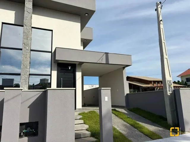 Imagem 14: Casa Financiável com 3 Quartos, Um Deles Suíte Master, no Bairro Carianos Em