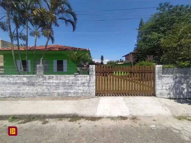 Imagem 1: Casa Campeche 3 Dormitórios Próximo Escola