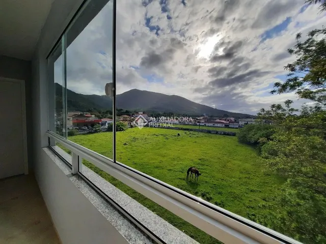 Imagem 9: Apartamento com 2 Dormittórios, 1 Suíte, 1 Vaga no Ribeirão da Ilha em Florianópolis