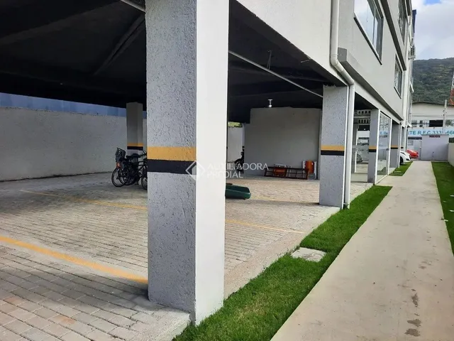 Imagem 16: Apartamento com 2 Dormittórios, 1 Suíte, 1 Vaga no Ribeirão da Ilha em Florianópolis