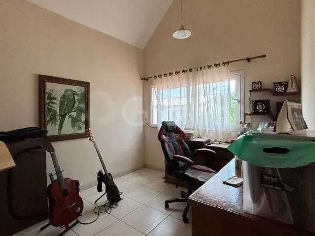 Imagem 5: Casa para Venda em Florianópolis, Morro das Pedras, 4 Dormitórios, 1 Suíte, 3
