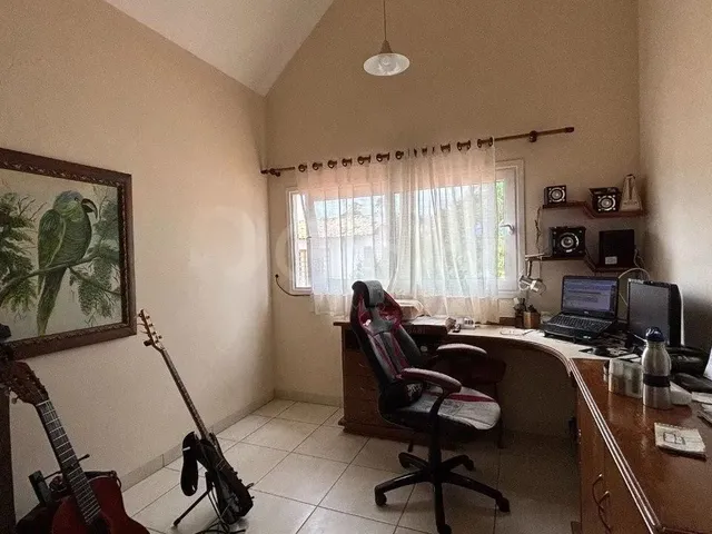 Imagem 7: Casa para Venda em Florianópolis, Morro das Pedras, 4 Dormitórios, 1 Suíte, 3
